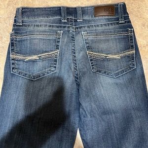 BKE SCARLETT BOOTCUT JEANS SIZE 28R